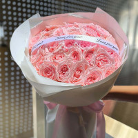 Rose Abundance” – 35 or 101 Premium Roses – Elegant Bouquet for Every Occasion